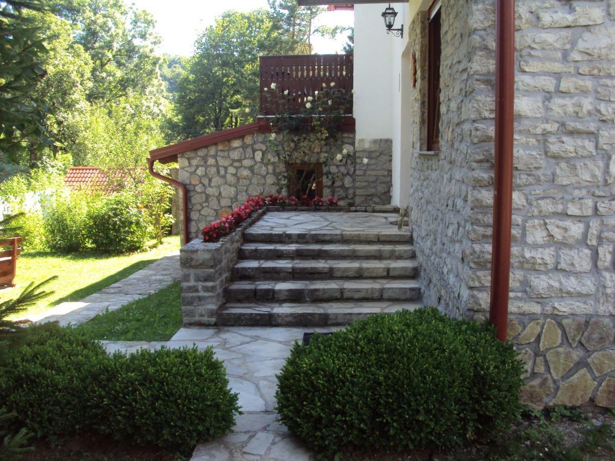 Plitvice Konak Daic Plitvicka Jezera Exterior photo