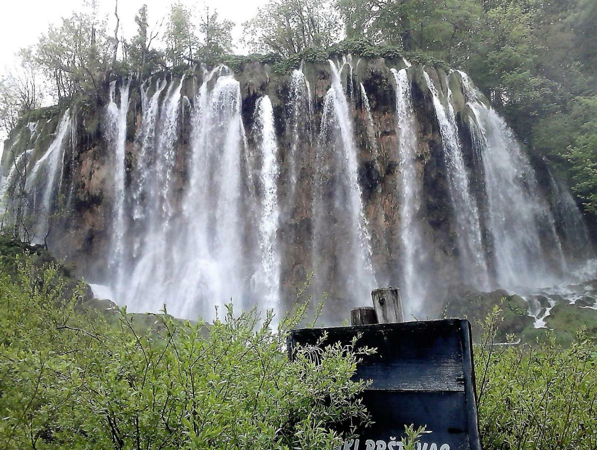 Plitvice Konak Daic Plitvicka Jezera Exterior photo